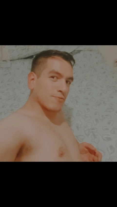 ale.xxxandro onlyfans leaked picture 2