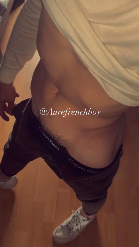 aurefrenchboy onlyfans leaked picture 2