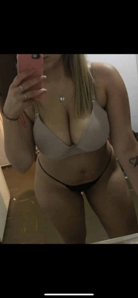 candace19 onlyfans leaked picture 2