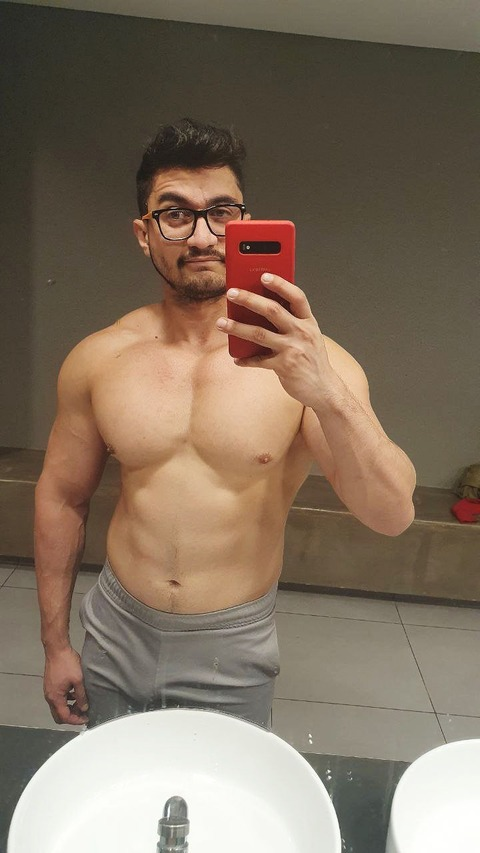 carloscelaya onlyfans leaked picture 2