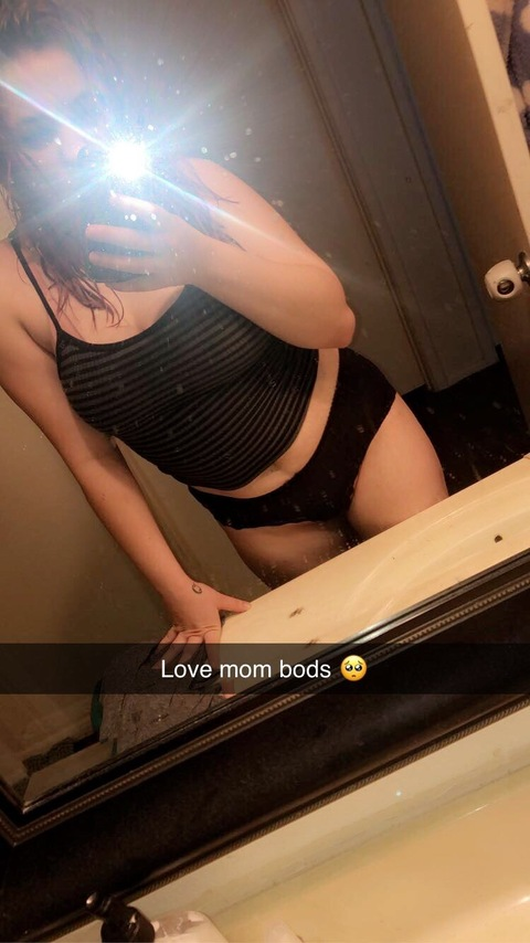 chlobear4659 onlyfans leaked picture 2