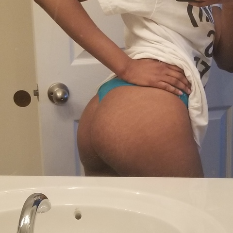 chocmillkd onlyfans leaked picture 2