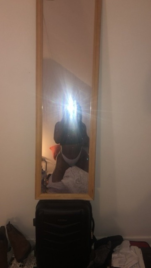 eboniique onlyfans leaked picture 2