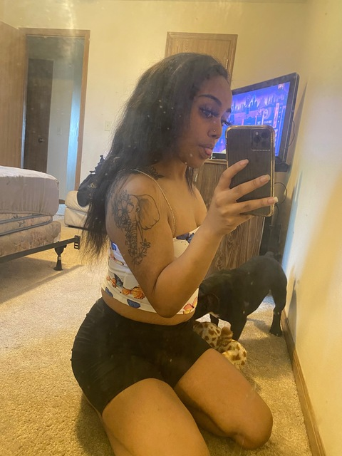 essbae onlyfans leaked picture 2