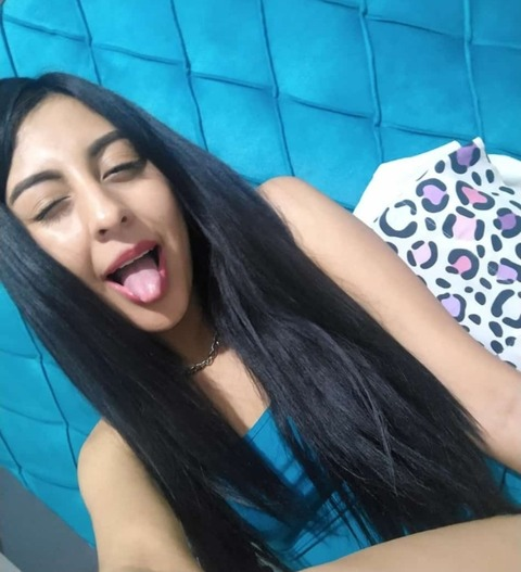 faabrizuelaa onlyfans leaked picture 2