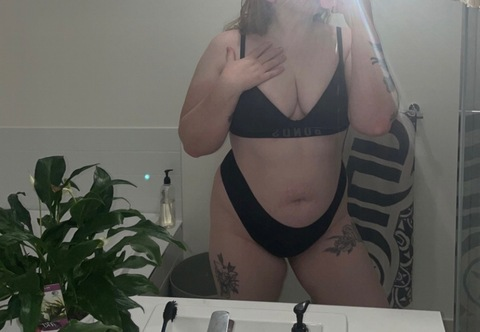 hailsbearx onlyfans leaked picture 2