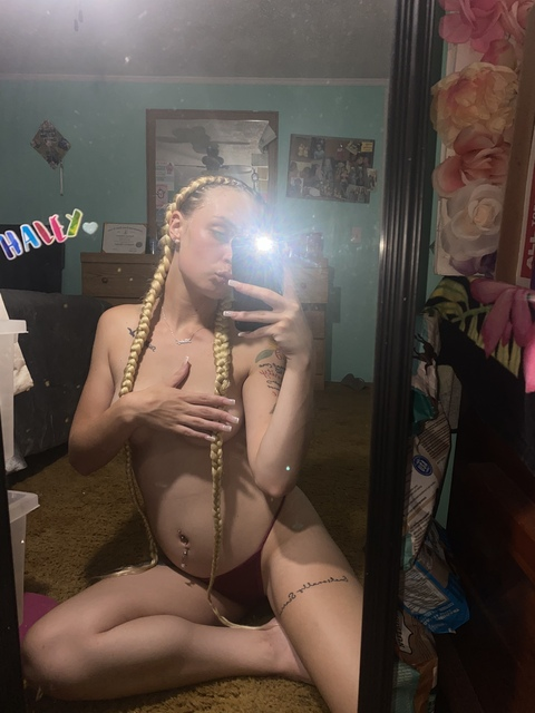 haleyyyleannnn onlyfans leaked picture 2