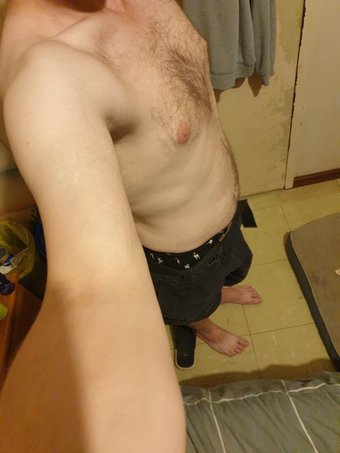 hrnygayguy1989 onlyfans leaked picture 2