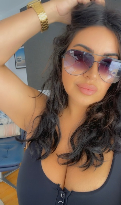 mercedesjavid22 onlyfans leaked picture 2