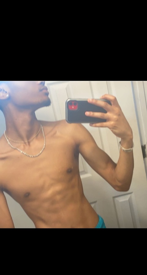 nehemiahpm onlyfans leaked picture 2