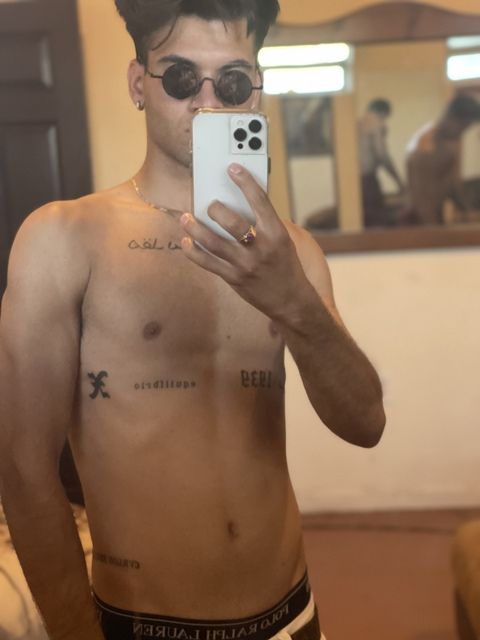 noventapapi onlyfans leaked picture 2