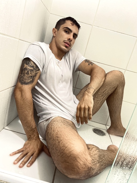 renannfranco onlyfans leaked picture 2