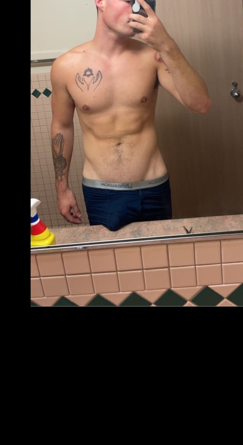rmf17 onlyfans leaked picture 2