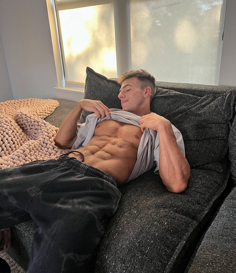 seanadams23 onlyfans leaked picture 2