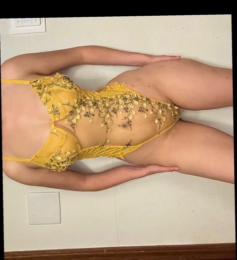 sexylittlepink onlyfans leaked picture 2