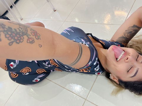 sofialeon onlyfans leaked picture 2