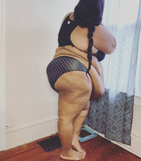 ssbbwsupercutieshawna onlyfans leaked picture 2