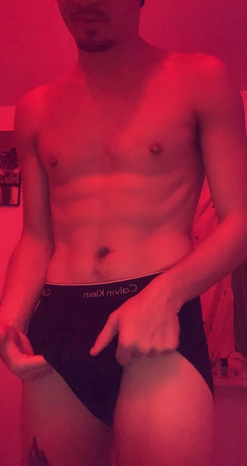 tayschiltz onlyfans leaked picture 2