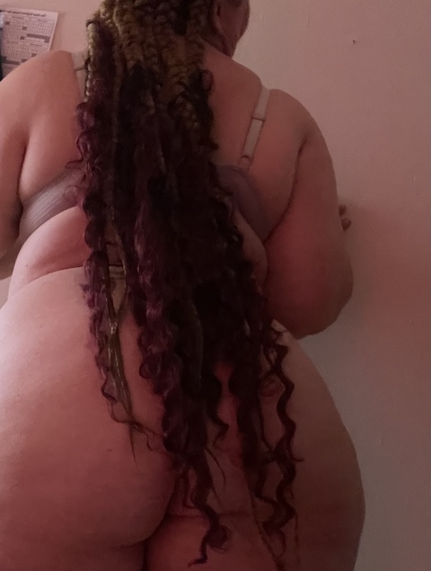 u92619499 onlyfans leaked picture 2